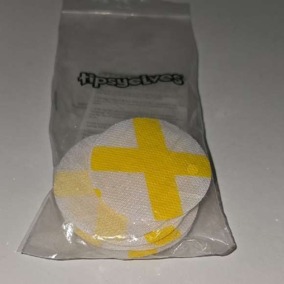 15 Velco Piece Pongs For The Tipsy Elves Beer Pong Sweater Or Your Own Sweater - Picture 6 of 6